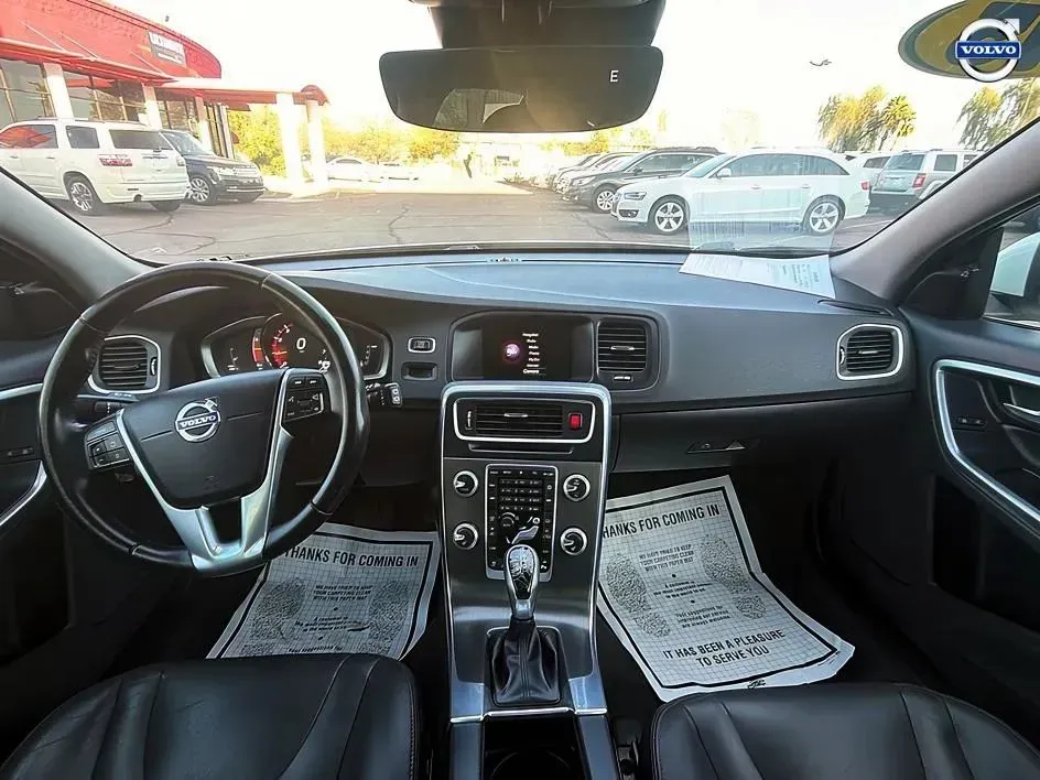Volvo V60 photo 34