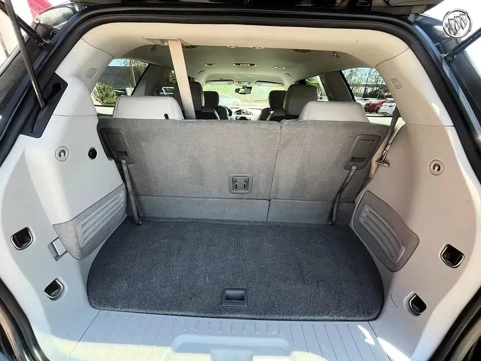 Buick Enclave photo 14