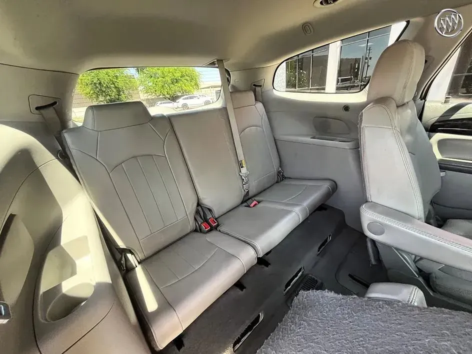 Buick Enclave photo 20