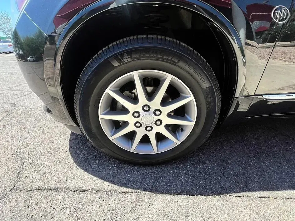 Buick Enclave photo 21
