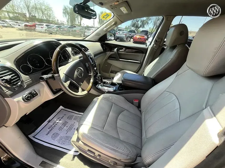 Buick Enclave photo 9