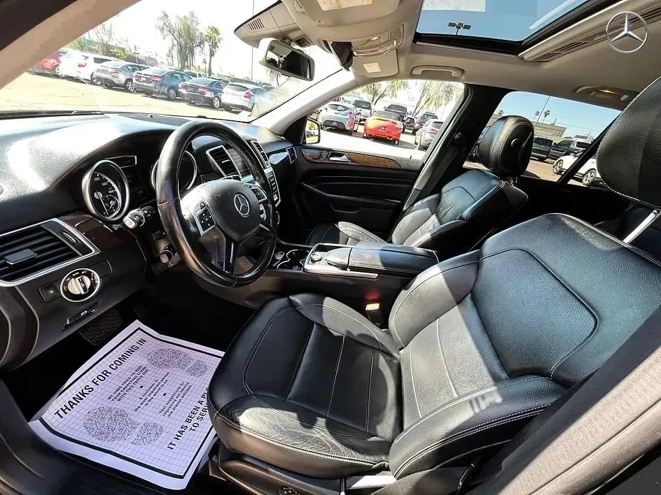 Mercedes-Benz M-Class photo 9