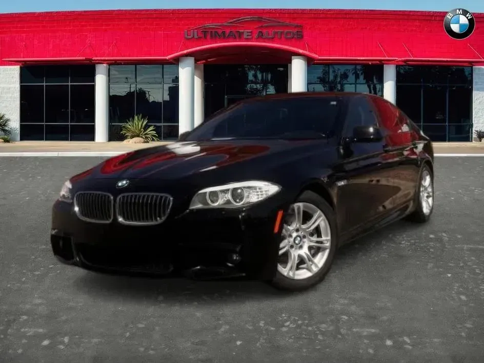 BMW 5 Series photo 2