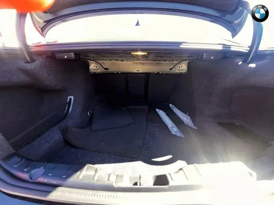 BMW 5 Series photo 31