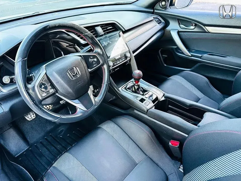 Honda Civic photo 22