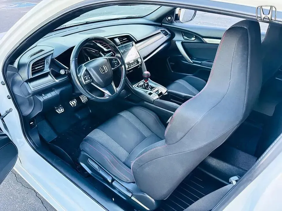 Honda Civic photo 20