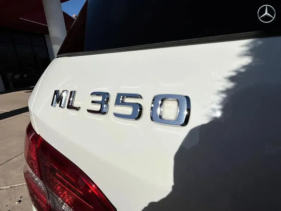Mercedes-Benz M-Class photo 23