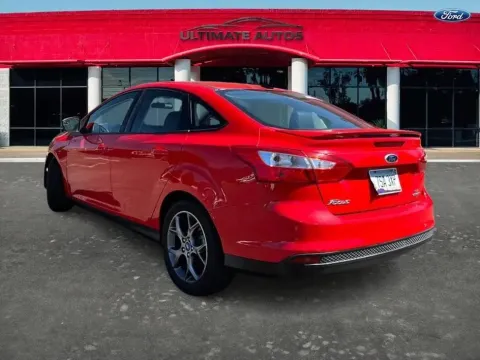 More photos of 2013 Ford Focus SE Sedan 4D at Ultimate Autos, AZ