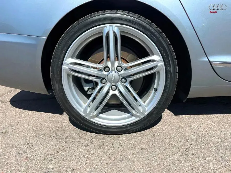 Audi A6 photo 16