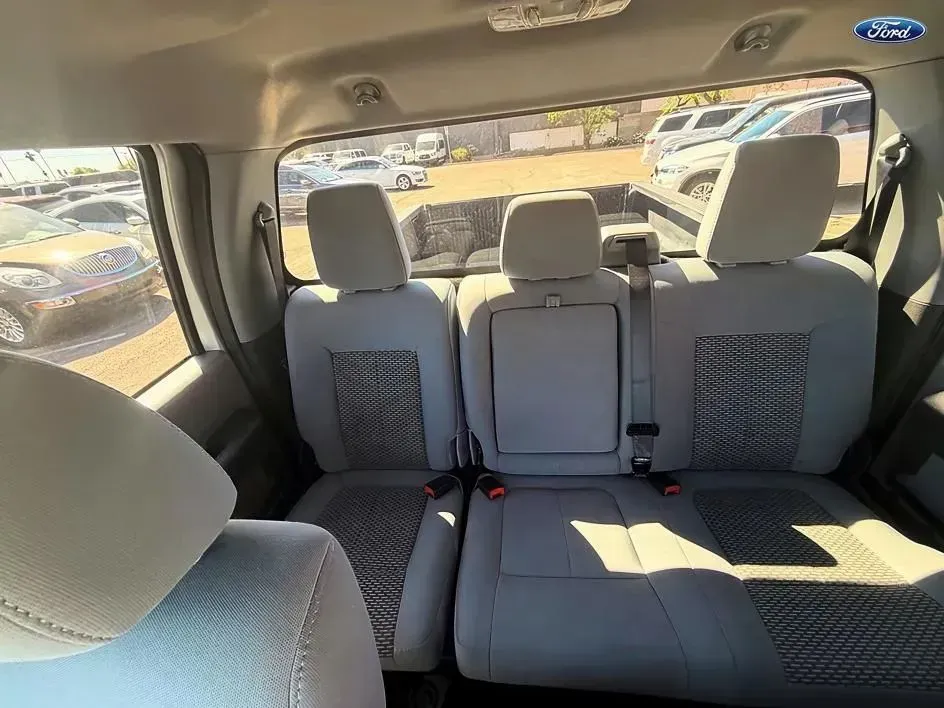 Ford F-250 photo 22