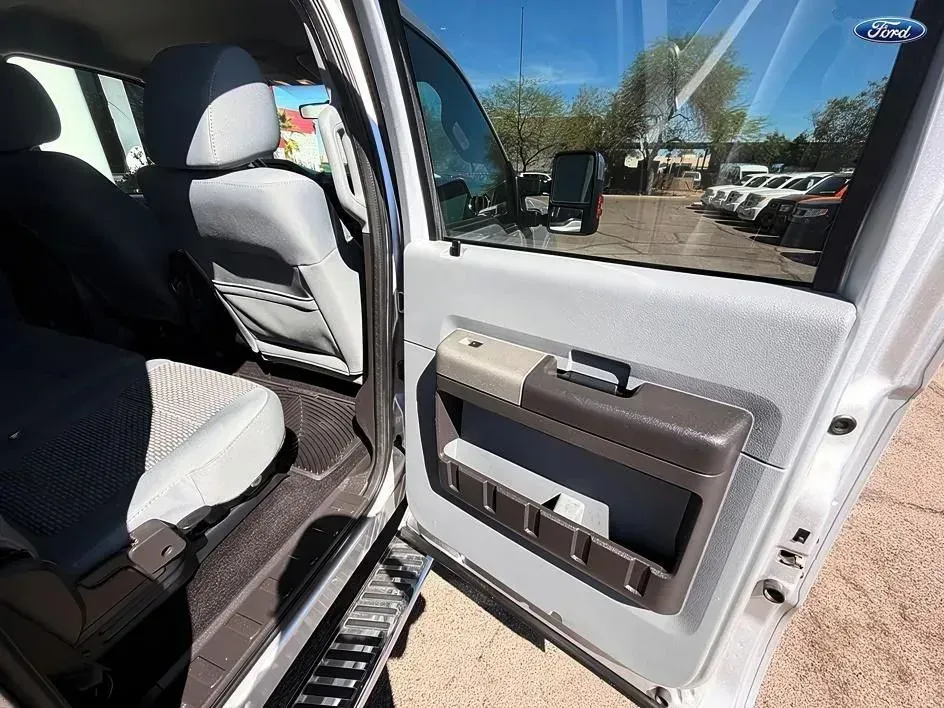 Ford F-250 photo 13
