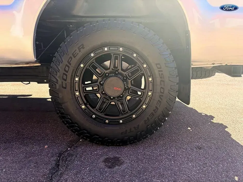 Ford F-250 photo 19