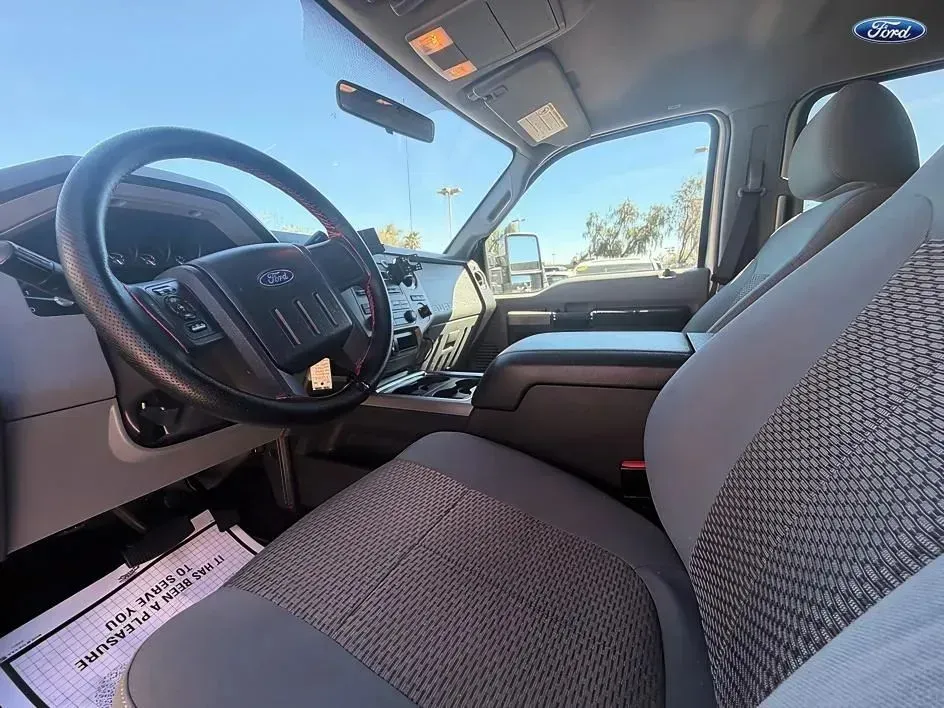 Ford F-250 photo 10