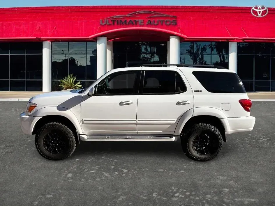 Toyota Sequoia photo 7