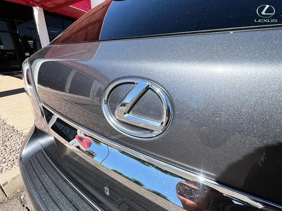 Lexus RX photo 24