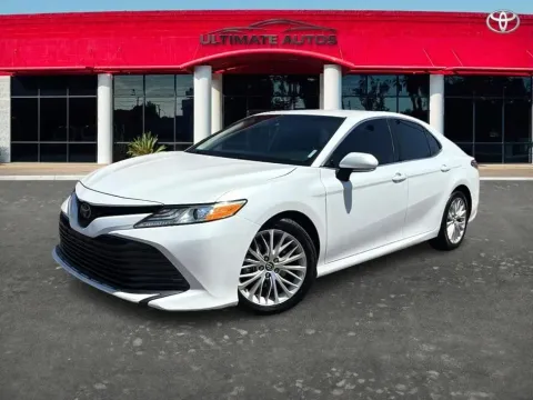 Photos of 2019 Toyota Camry XLE Sedan 4D for sale in Mesa, AZ at Ultimate Autos
