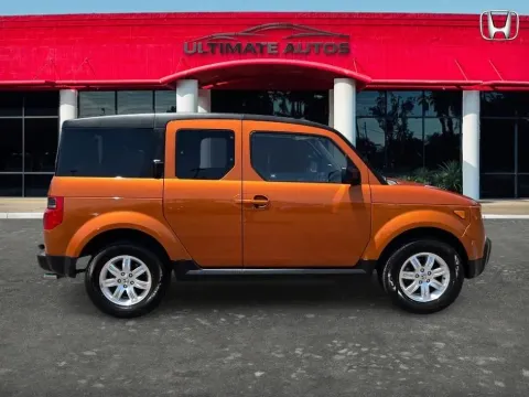 More photos of 2008 Honda Element EX Sport Utility 4D at Ultimate Autos, AZ