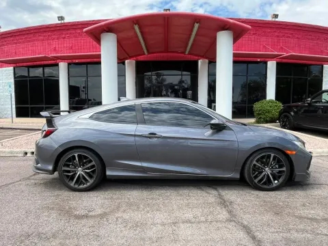 More photos of 2018 Honda Civic Si Coupe 2D at Ultimate Autos, AZ