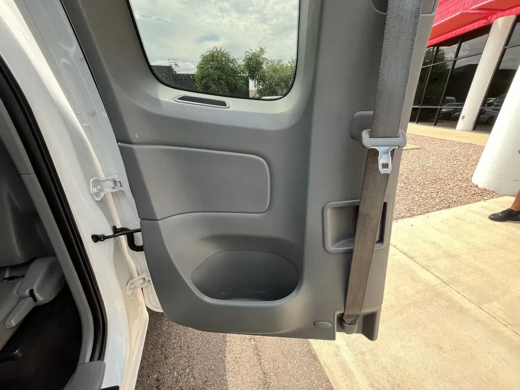 Toyota Tacoma photo 12