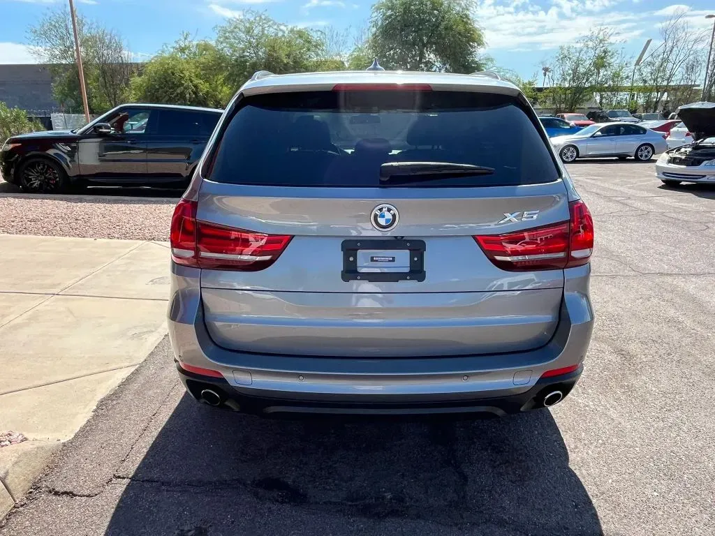 BMW X5 photo 8
