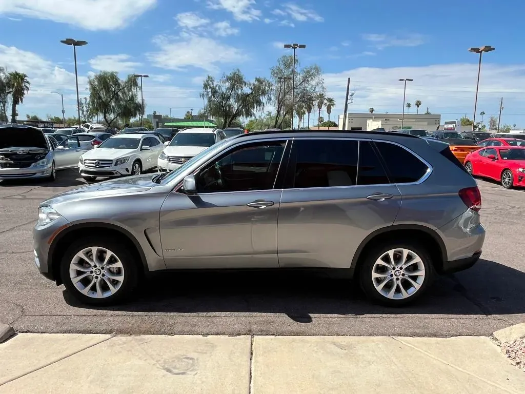 BMW X5 photo 7