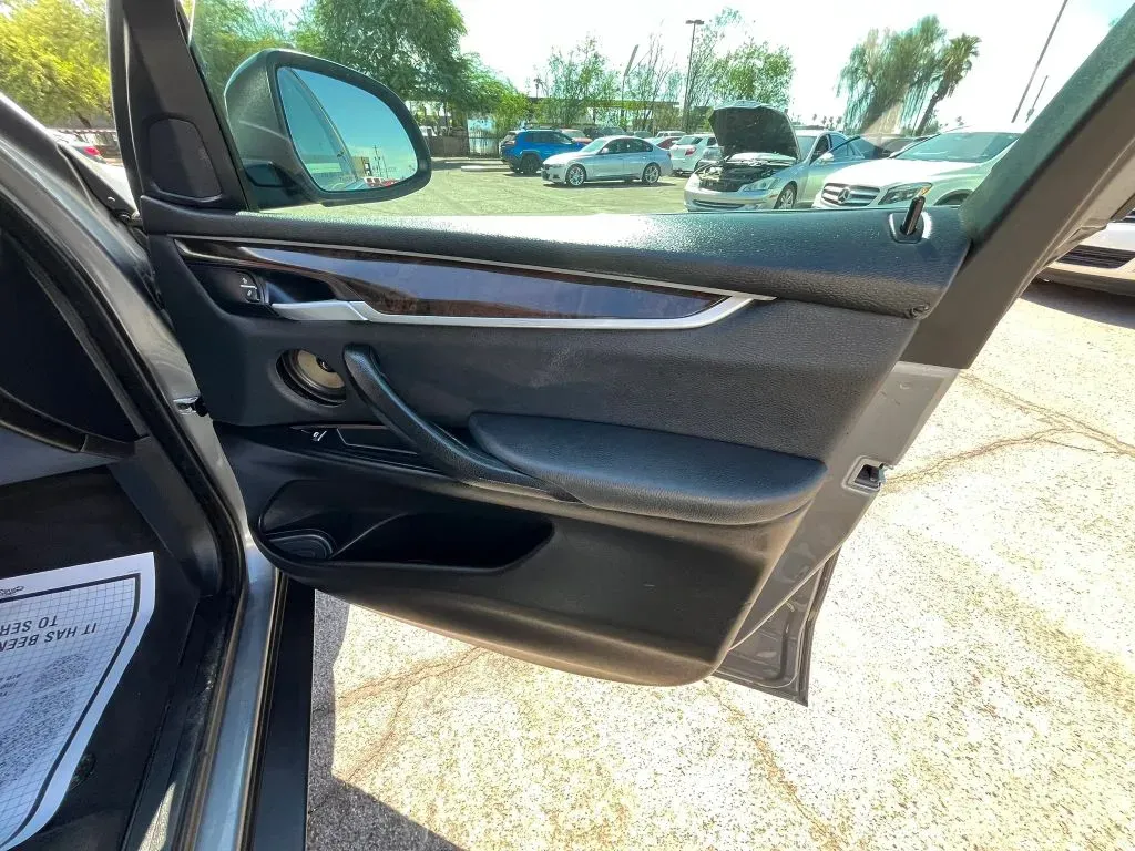 BMW X5 photo 14