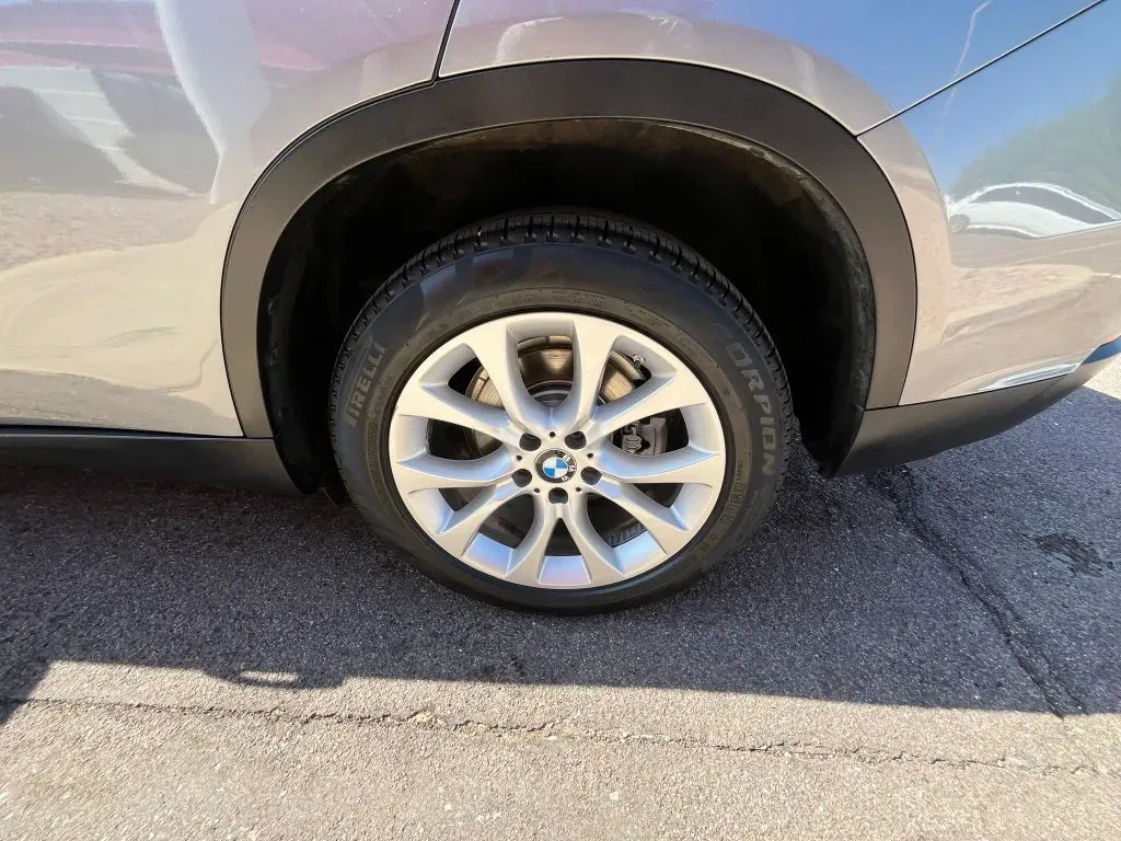 BMW X5 photo 18