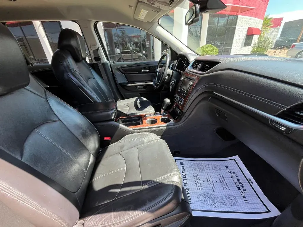 Chevrolet Traverse photo 14