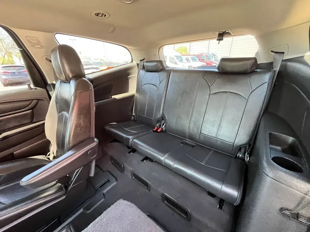Chevrolet Traverse photo 12