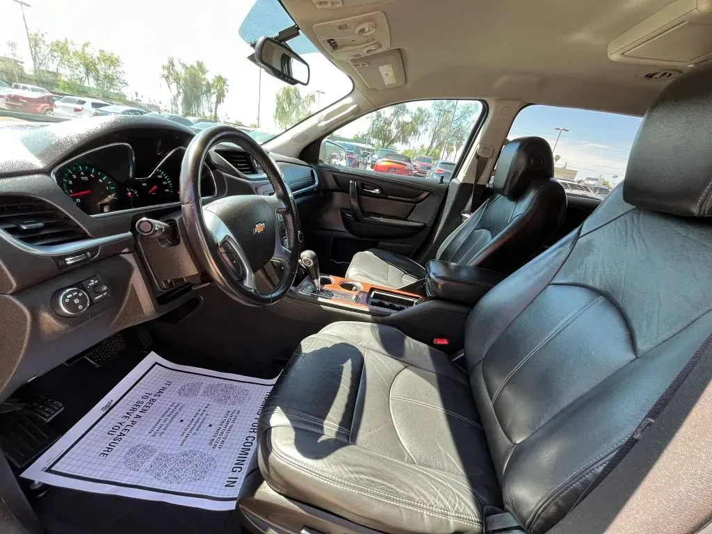 Chevrolet Traverse photo 9
