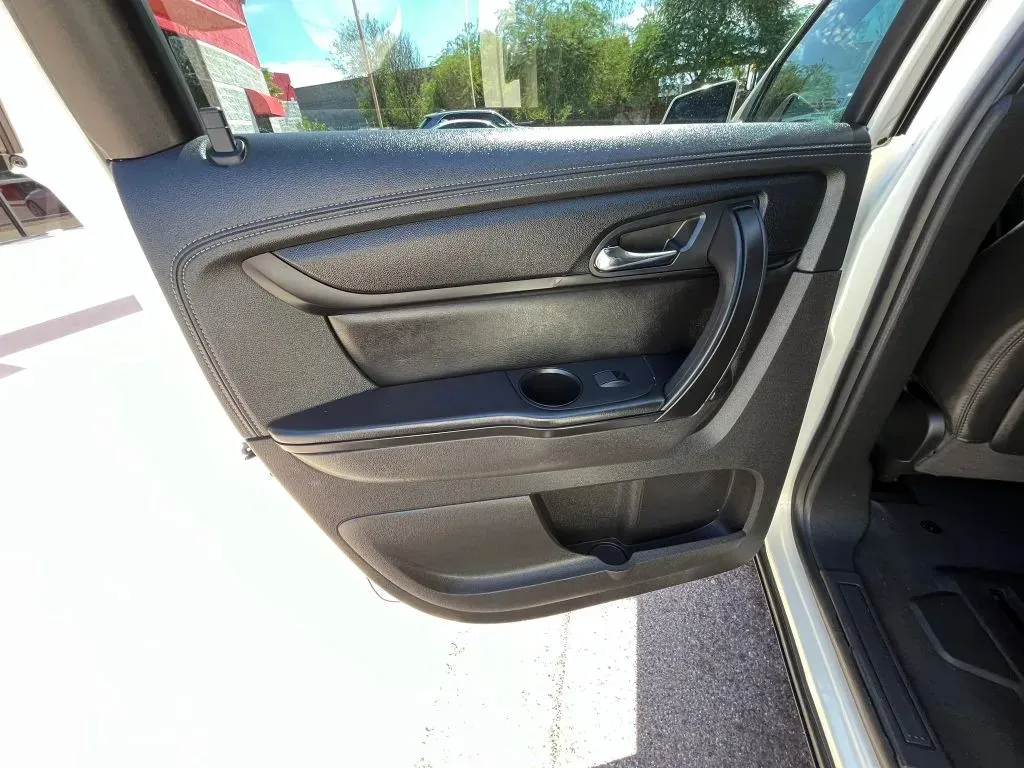 Chevrolet Traverse photo 13