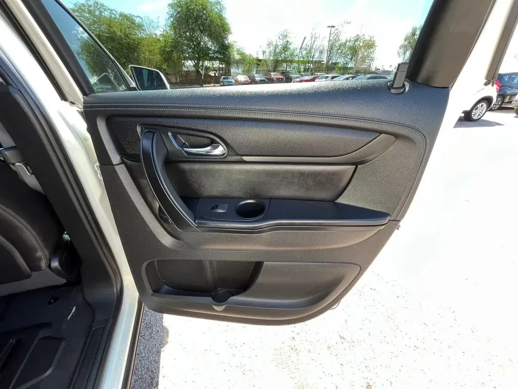 Chevrolet Traverse photo 18