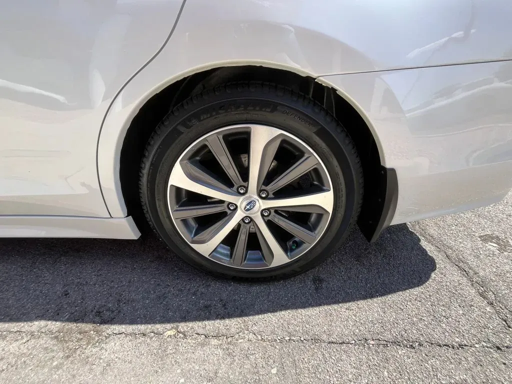 Subaru Legacy photo 18