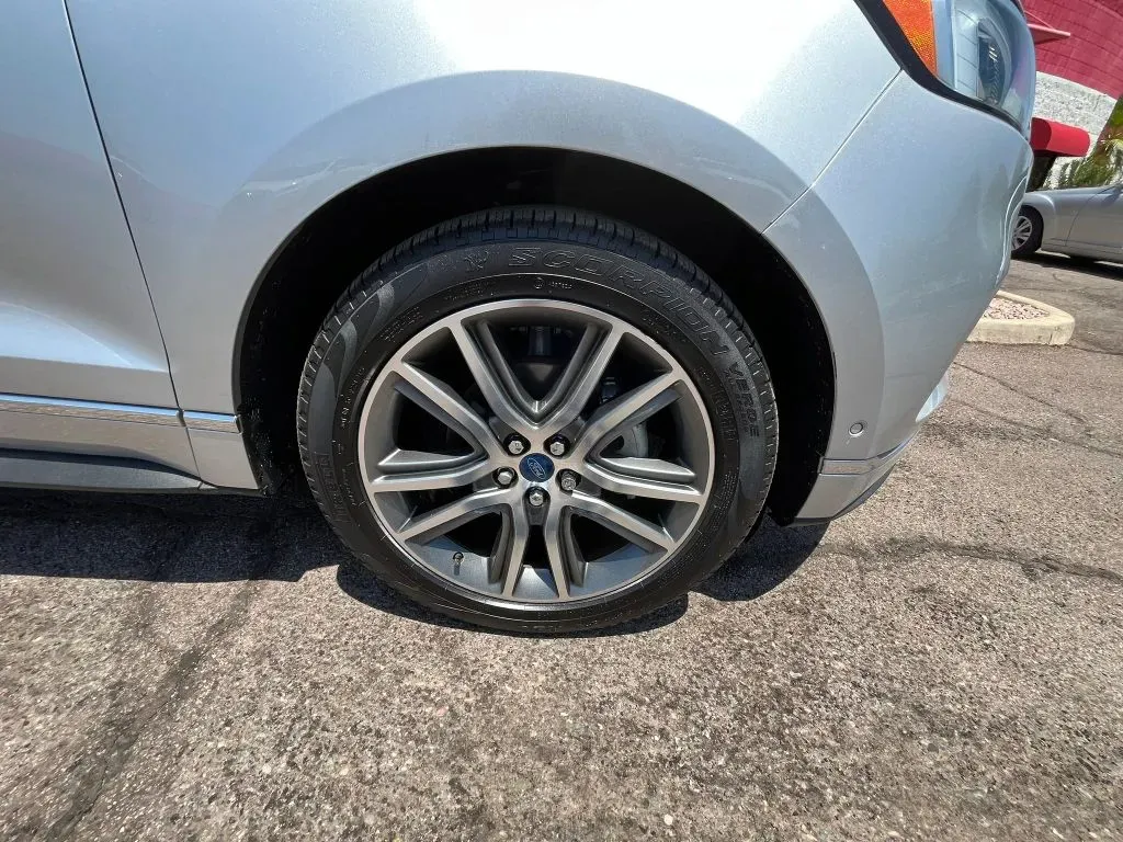 Ford Edge photo 20