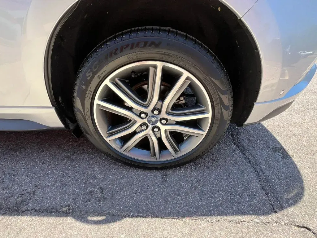 Ford Edge photo 18