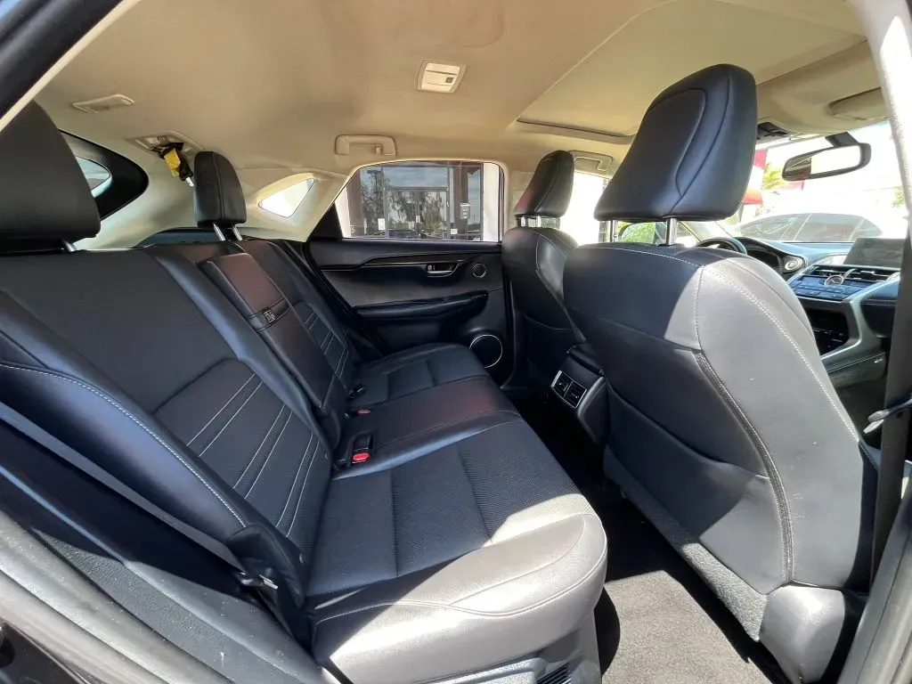 Lexus NX photo 13