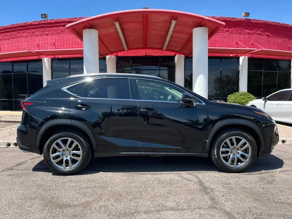 Lexus NX photo 4