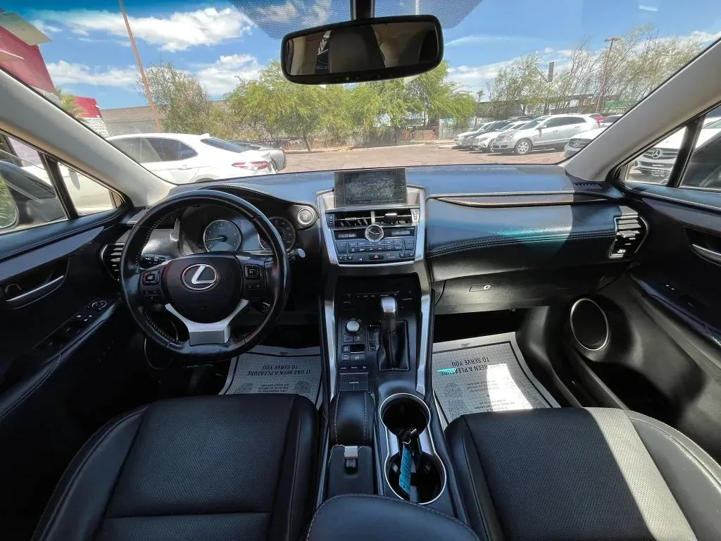 Lexus NX photo 15
