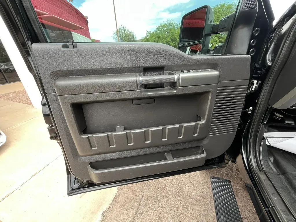 Ford F-250 photo 8