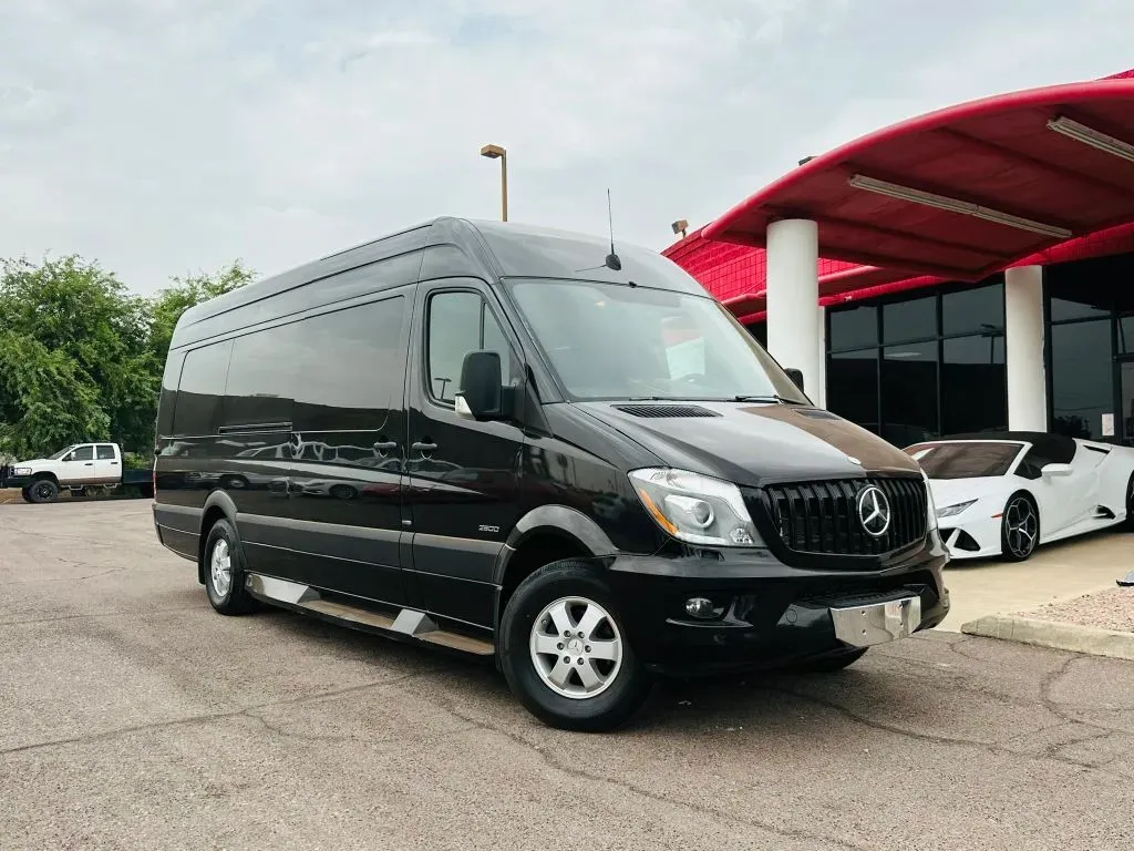 Mercedes-Benz Sprinter photo 47