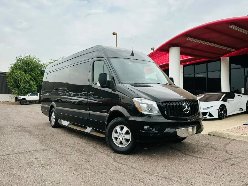 Mercedes-Benz Sprinter photo 45