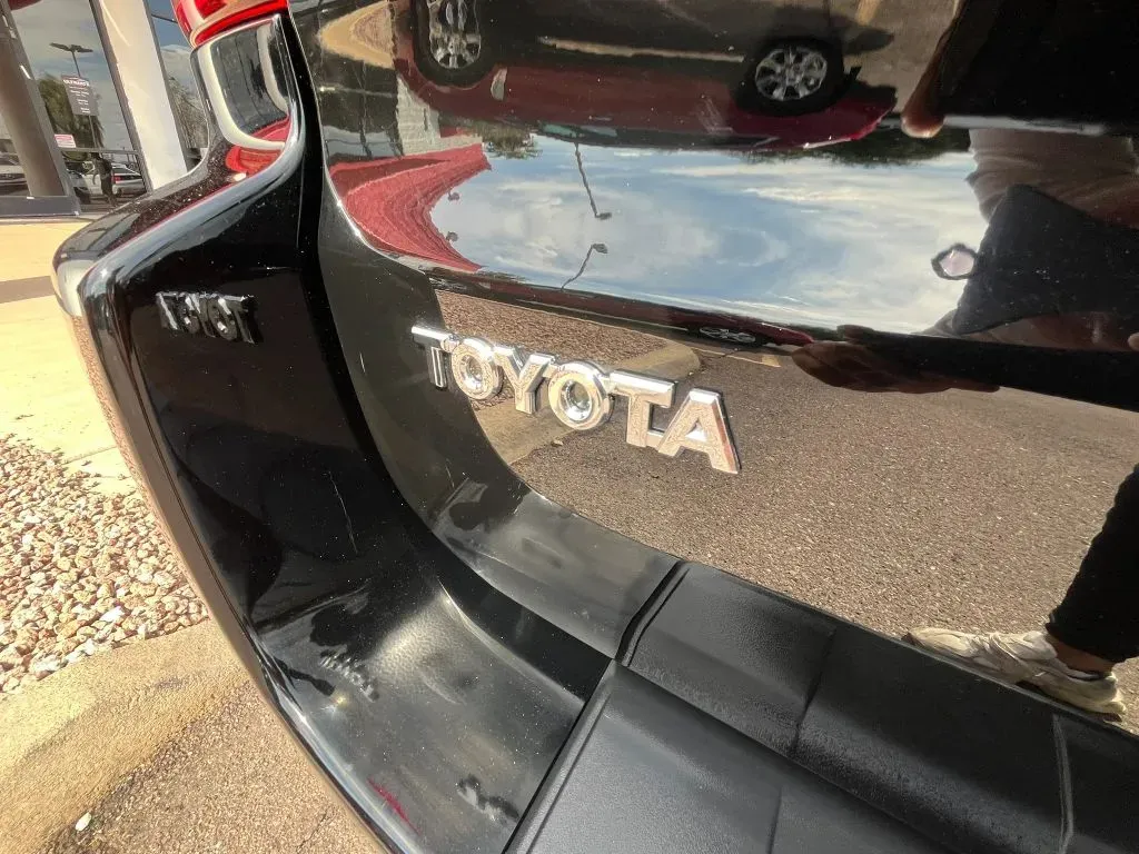 Toyota 4Runner photo 21