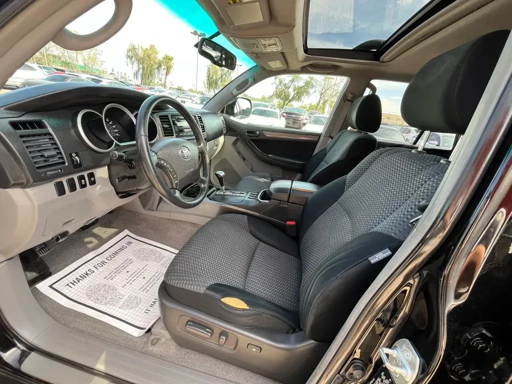 Toyota 4Runner photo 7