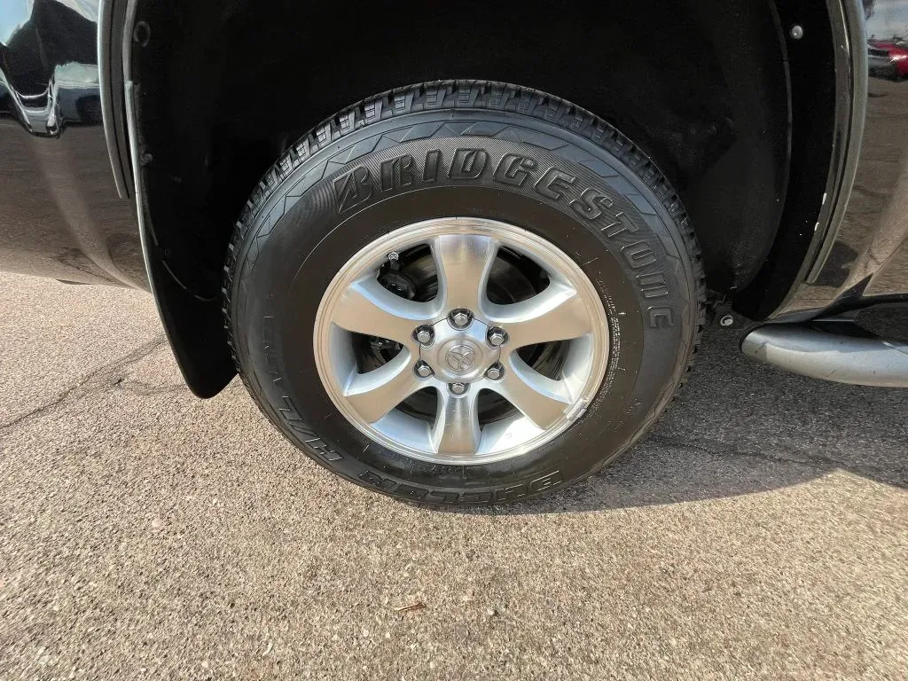 Toyota 4Runner photo 17