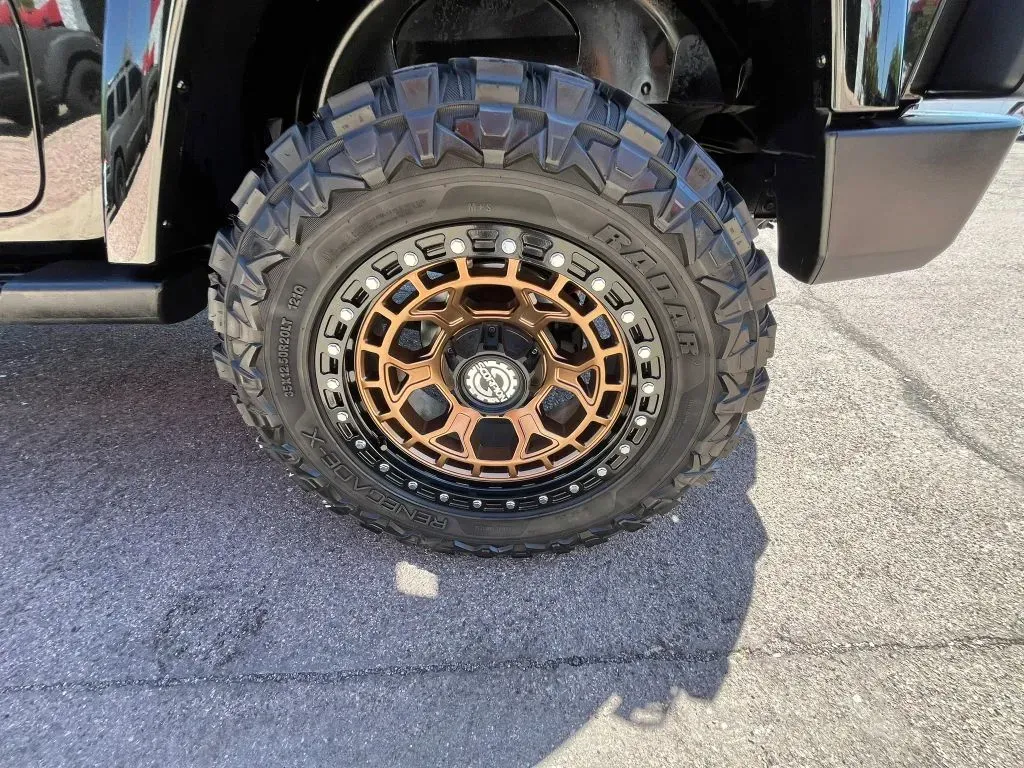 Jeep Wrangler photo 12