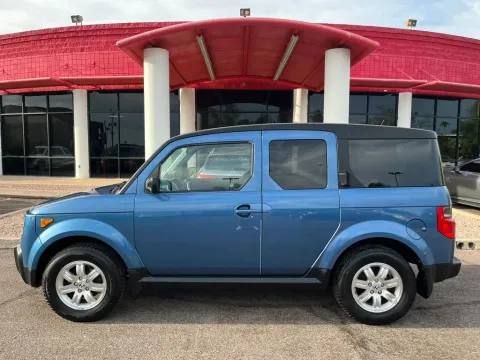 Photos of 2006 Honda Element EX-P Sport Utility 4D for sale in Mesa, AZ at Ultimate Autos