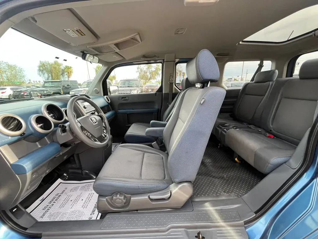 Honda Element photo 9