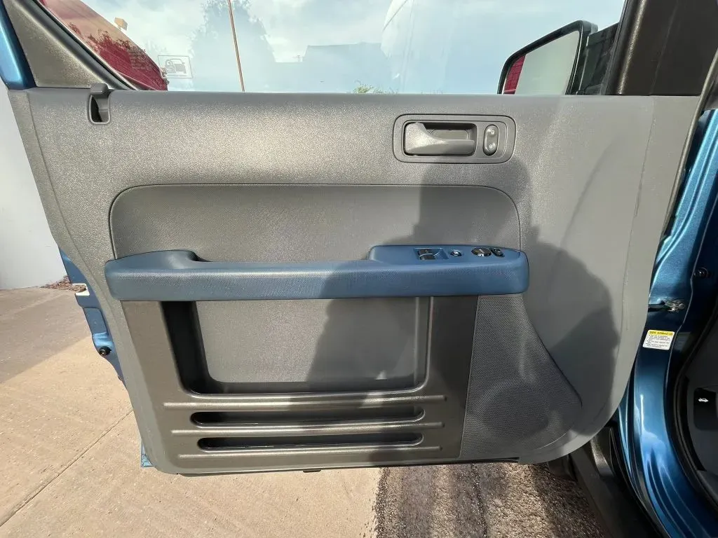 Honda Element photo 8