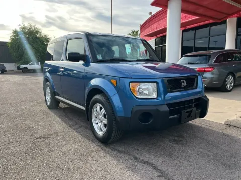 More photos of 2006 Honda Element EX-P Sport Utility 4D at Ultimate Autos, AZ