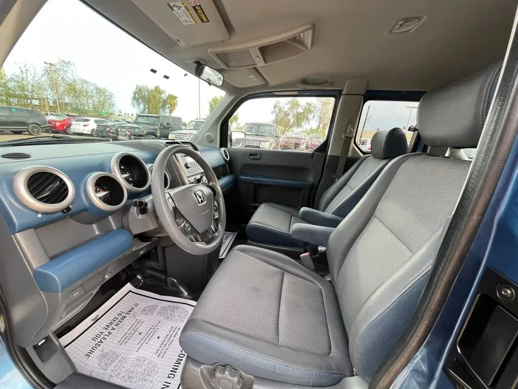 Honda Element photo 7